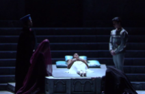 Romeu encontra Julieta desfalecida (Foto: Reprodução)